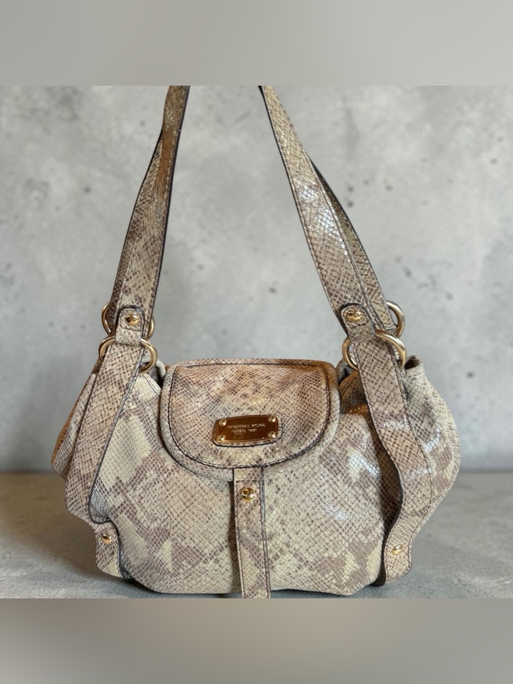 Michael Kors Beige Leather Snakeskin Embossed Textured Shoulder Bag